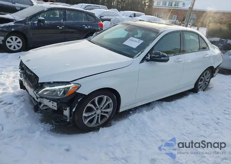 2017 Mercedes-Benz C 300 Sport 4Matic из США, поврежденный, VIN 55SWF4KB0HU206221